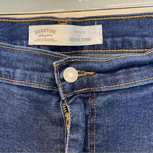 Levi’s Heritage High Rise Skinny Jeans - Picture 9 of 12